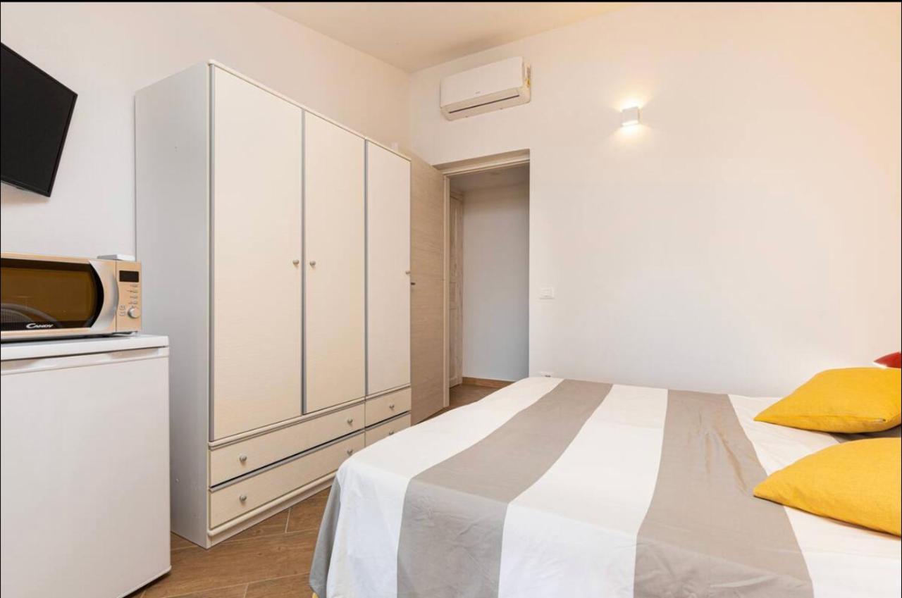 Casa Sharon Appartamento Vista Mare Ad Olbia Exteriör bild