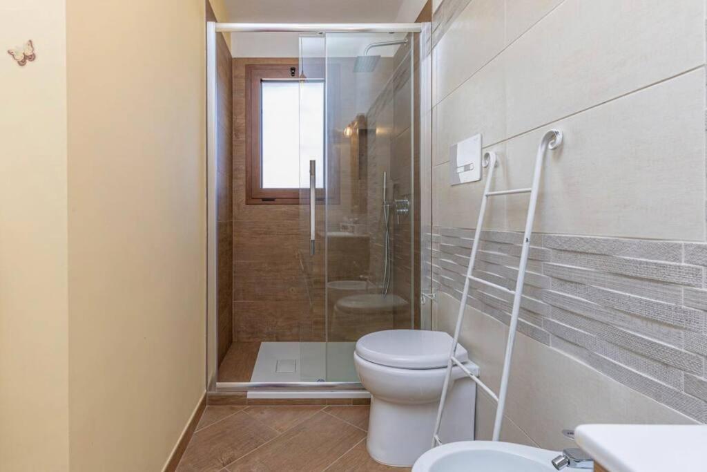 Casa Sharon Appartamento Vista Mare Ad Olbia Exteriör bild